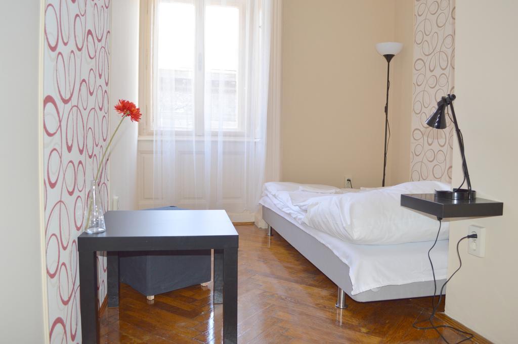 Synagogue Central Guest House 부다페스트 객실 사진